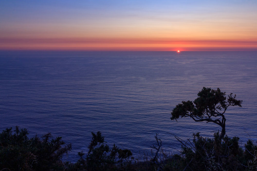 coucher de soleil sur mer, Galicia, espagne par Alejandro Piñero Amerio